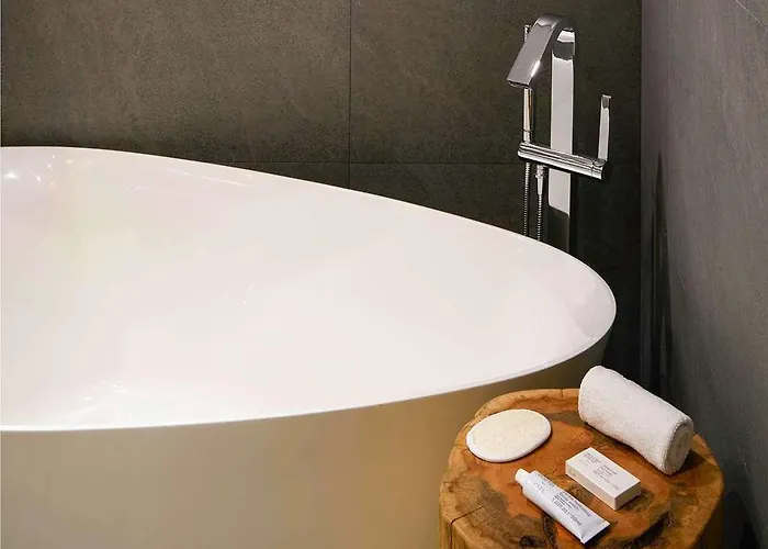 Mondrian Condesa Hotel *