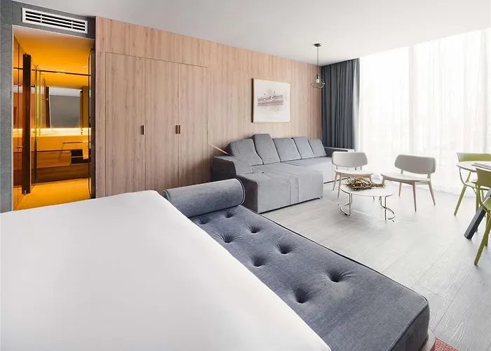 Mondrian Condesa *