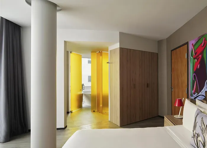 Mondrian Condesa Hotel *